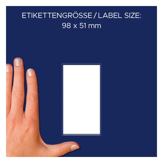A kép egy kezet ábrázol egy 98 x 51 mm-es méretjelzés mellett kék háttéren.