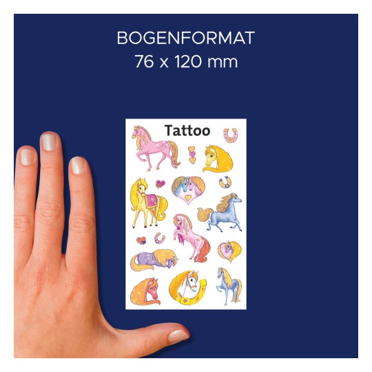 Méret-összehasonlítás kézzel, Cikkszám: 56681, egy ív gyermek tetoválás, Méret: 85 x 160 mm, Szín: Színes