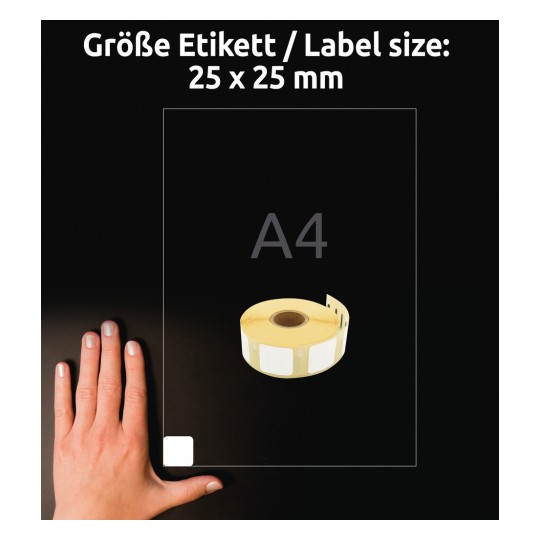 A kép egy kéz mellett egy címkegyűrűt ábrázol. A címke mérete 25 x 25 mm, A4-es méretű referenciával együtt van feltüntetve.