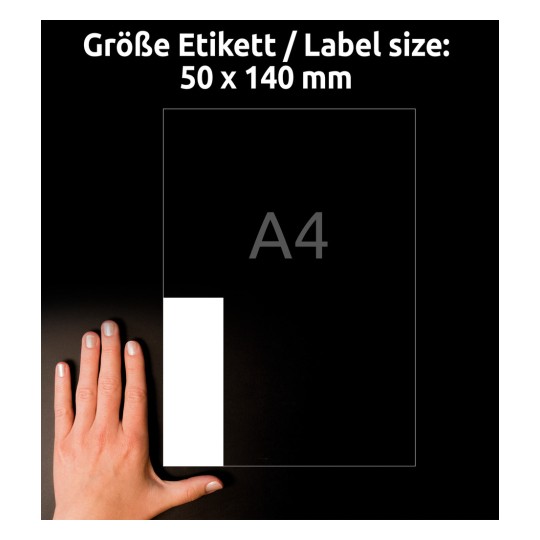 A kép egy kéz mellett méretet feltüntető címkét mutat, amely 50 x 140 mm méretet jelöl, és A4-es méretre hivatkozik.