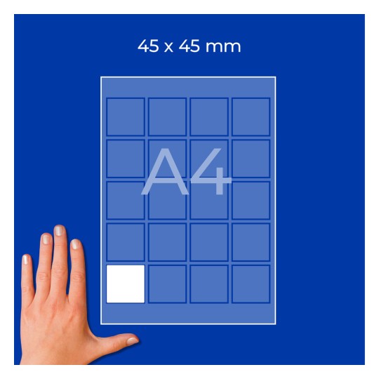 Kéz egy A4-es lap melletti mockupban 45×45 mm-es rácsozattal és egy fehér négyzettel?