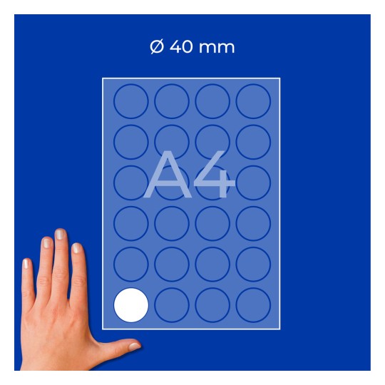 Kéz egy A4-es lap mellett, amelyen 40 mm-es kör alakú matricák rácsa látható, egy fehér matrica látható?