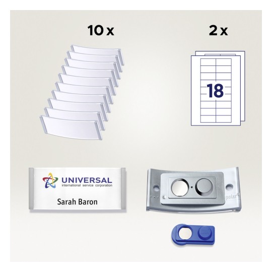 A kép több névtáblával kapcsolatos elemet mutat: 10 névtáblatartó, egy névtábla az „UNIVERSAL international service corporation” és „Sarah Baron” felirattal, 2 ív címkepapír 18 címkével, és egy címkefelrakó eszköz.